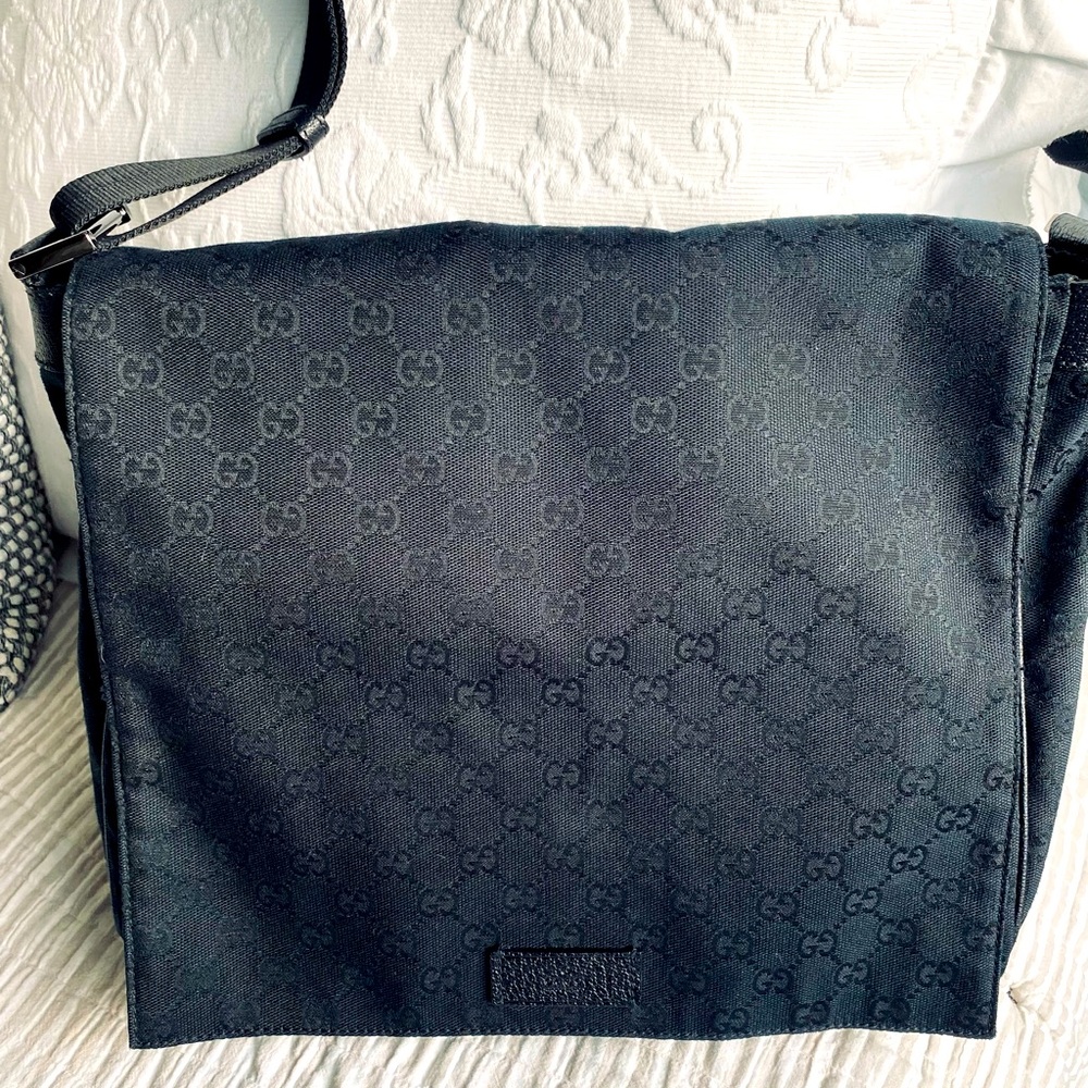 Gucci Messenger Bag.Black Monogram Canvas.